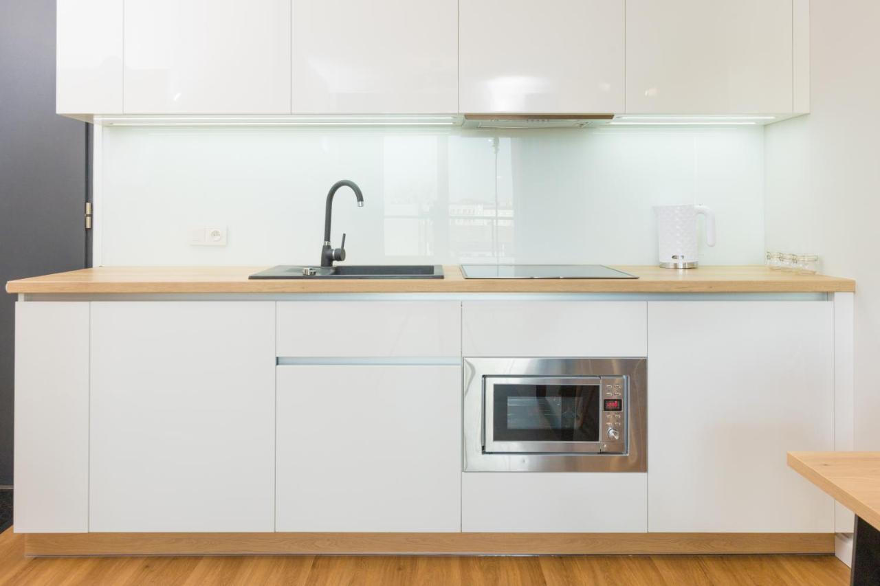 Royal Manu Apartment Netflix Лодзь Екстер'єр фото